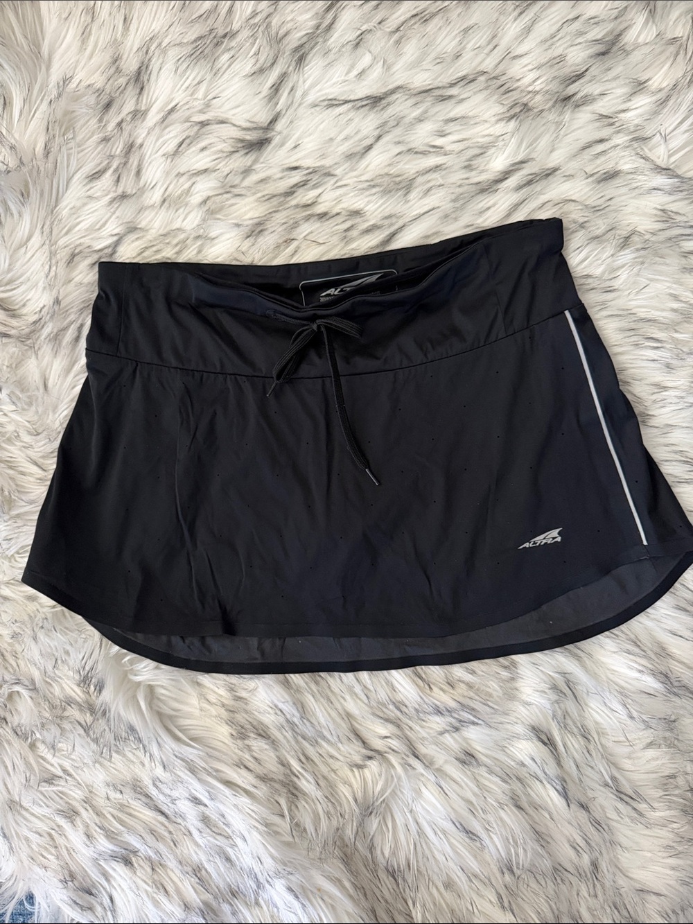 Altra Women's Black Athletic Skort with Reflective Stripe